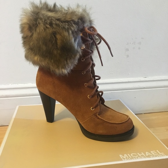 Michael Kors heeled boots - Picture 1 of 4